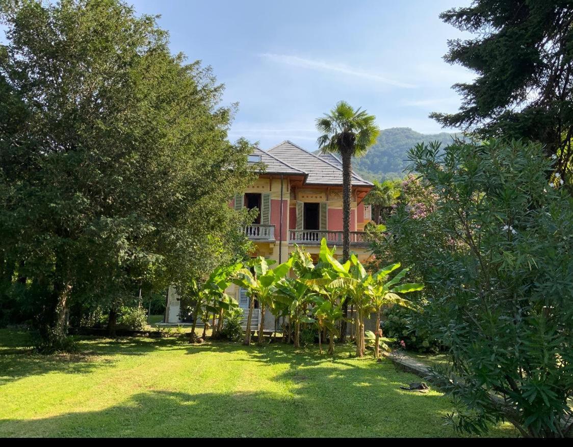 Villa Del Castanar Maccagno Luaran gambar