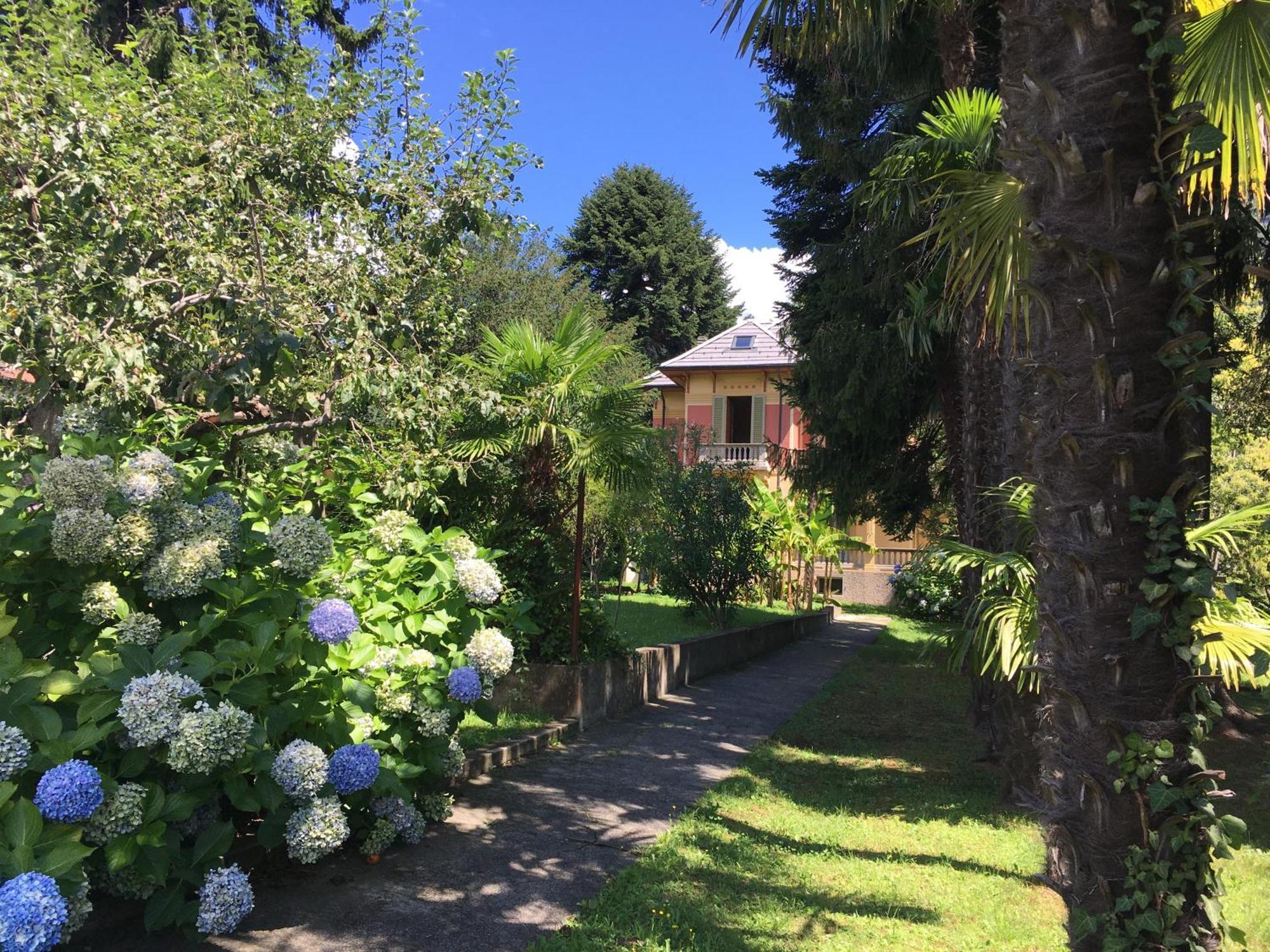 Villa Del Castanar Maccagno Luaran gambar